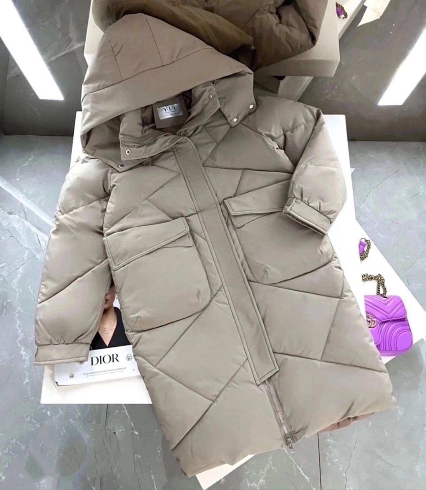 фото Зимние куртки и пуховики 1331622 интернет магазин Stok-m.ru