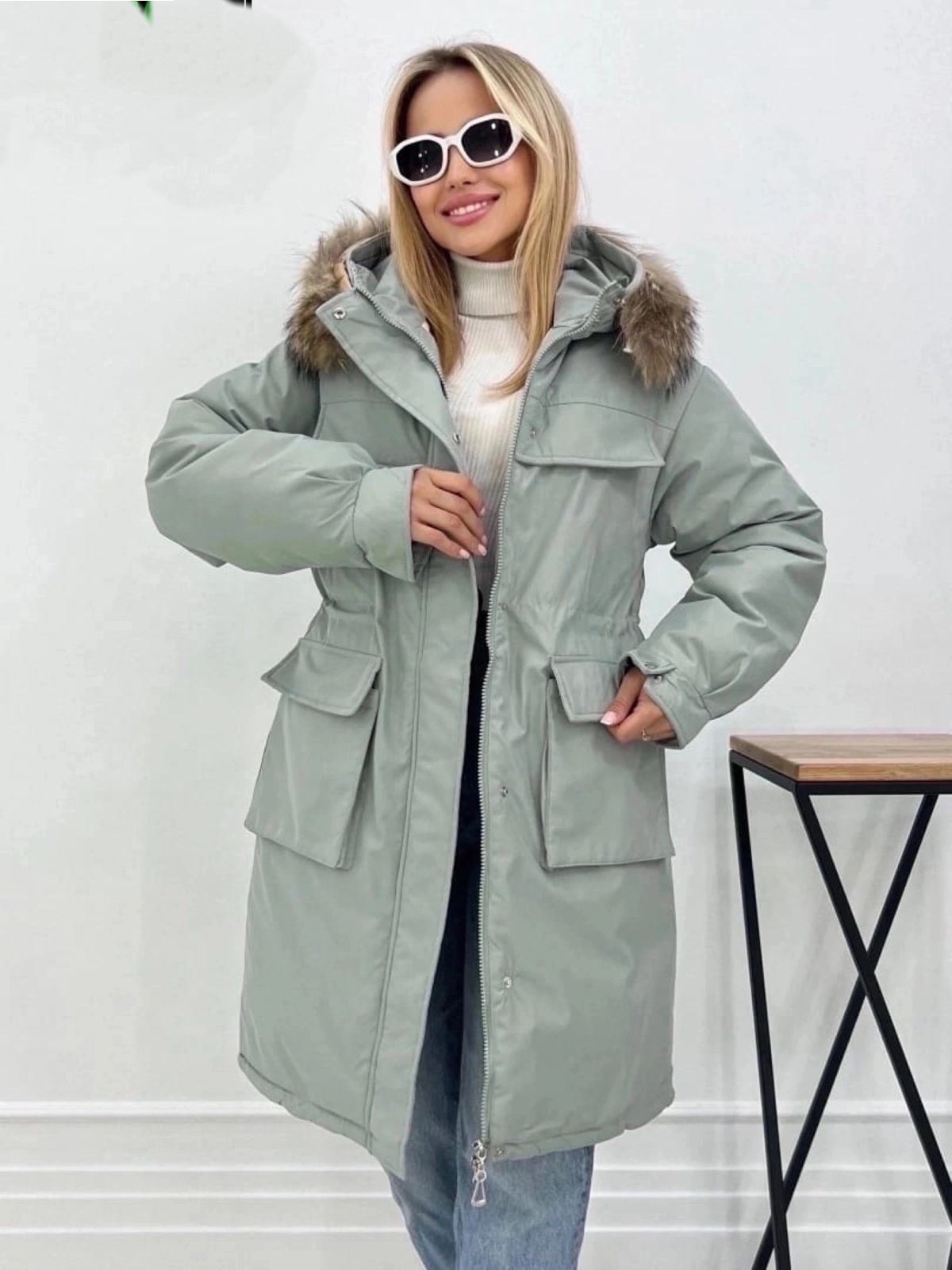 фото Зимние куртки и пуховики 1331657 интернет магазин Stok-m.ru