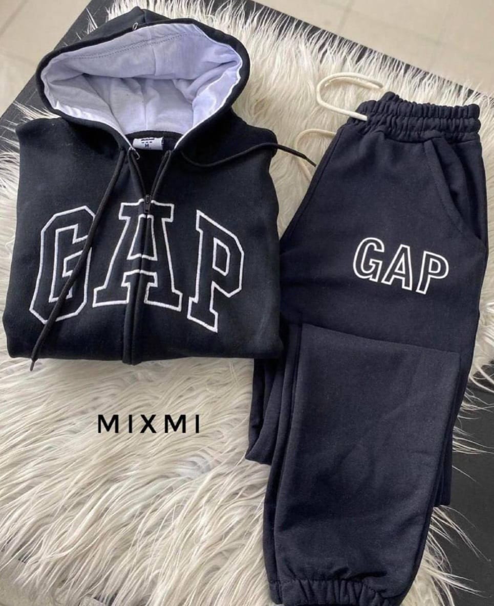 Спортивный костюм gap